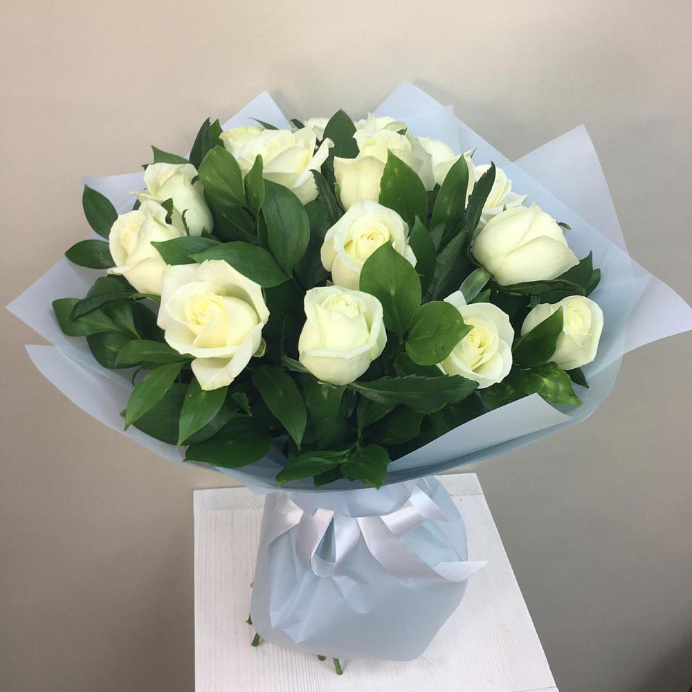 15 Белых роз Проуд в Адамий Букет 15 Белых роз Проуд в Адамий