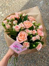 Букет цветов из:  Розы #REPLACE_PRED# Адамий