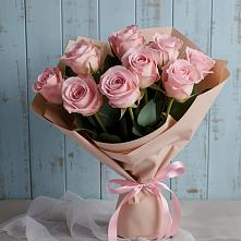 Букет цветов из:  Розы в Адамий