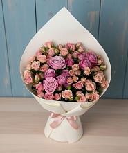 Букет цветов из:  Розы в Адамий